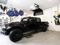 HOSS Hardtop Hoist Jeep 2018-26 Wrangler JL Black Bestop
